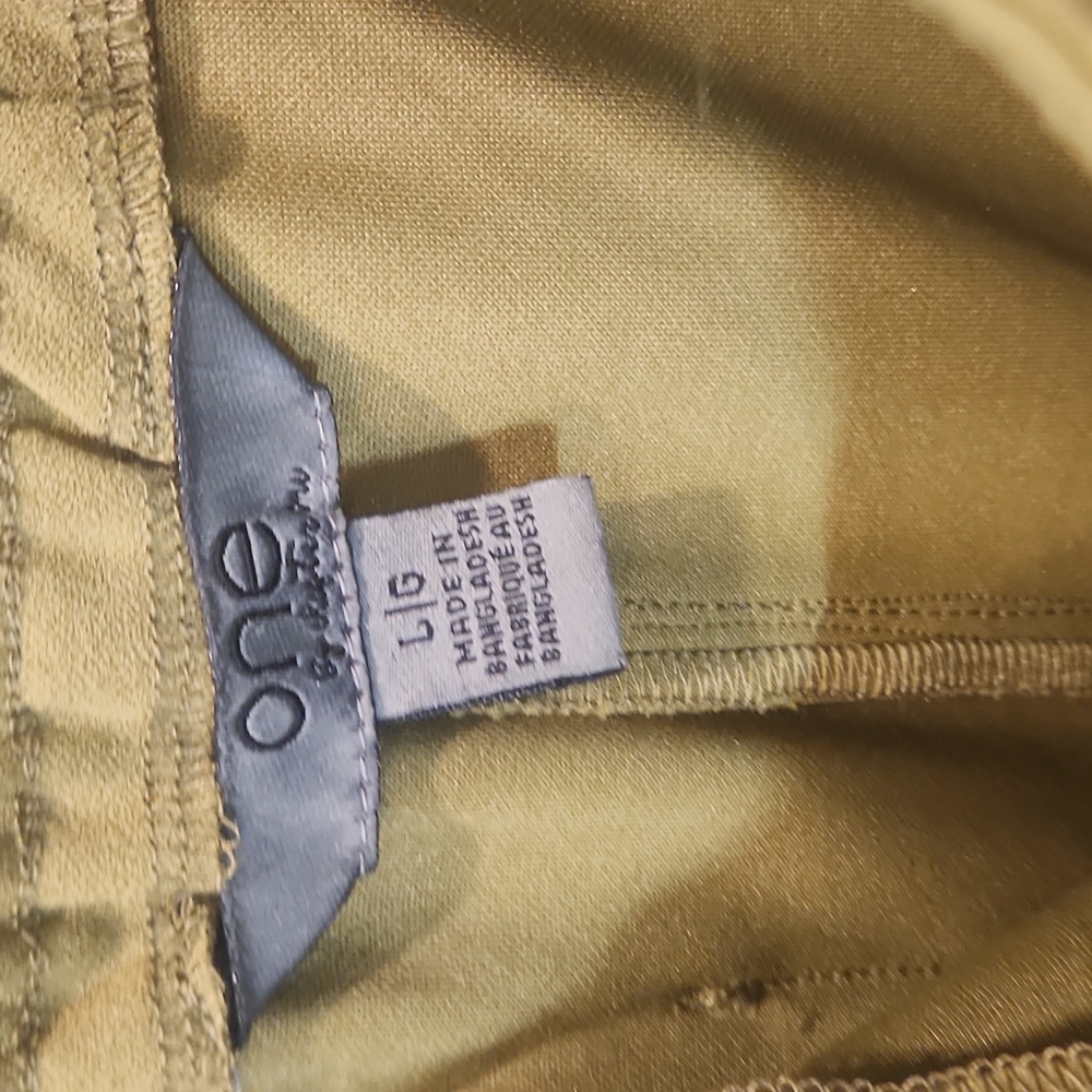 Green trousers - Picture 4 of 4